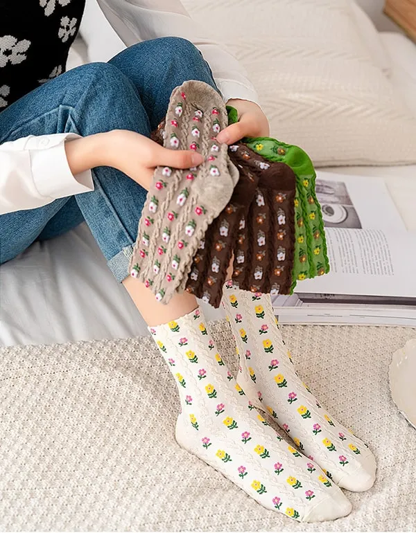 2 Pairs Women Comfortable Floral Cotton Socks