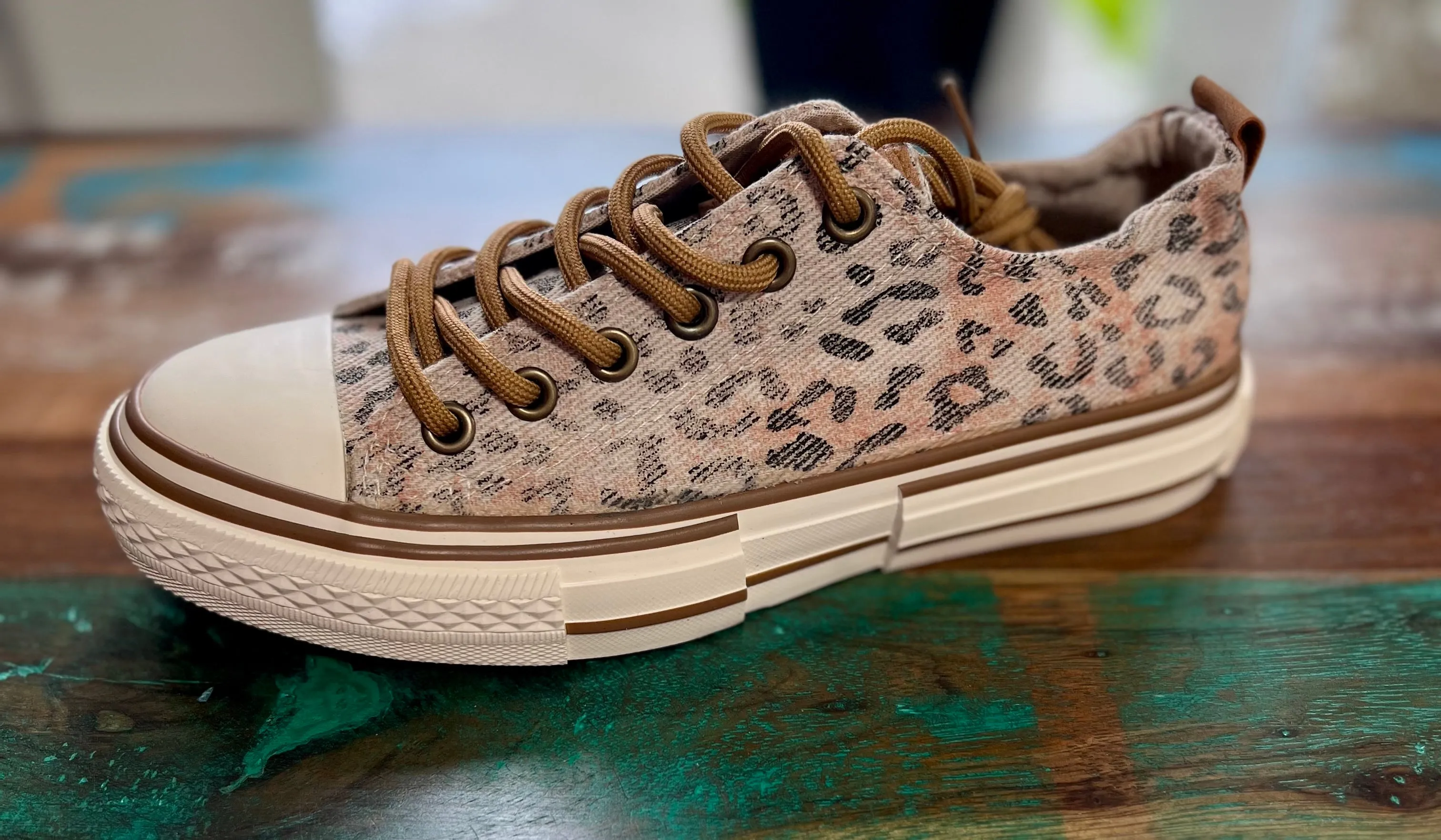 Driana Leopard Sneaker