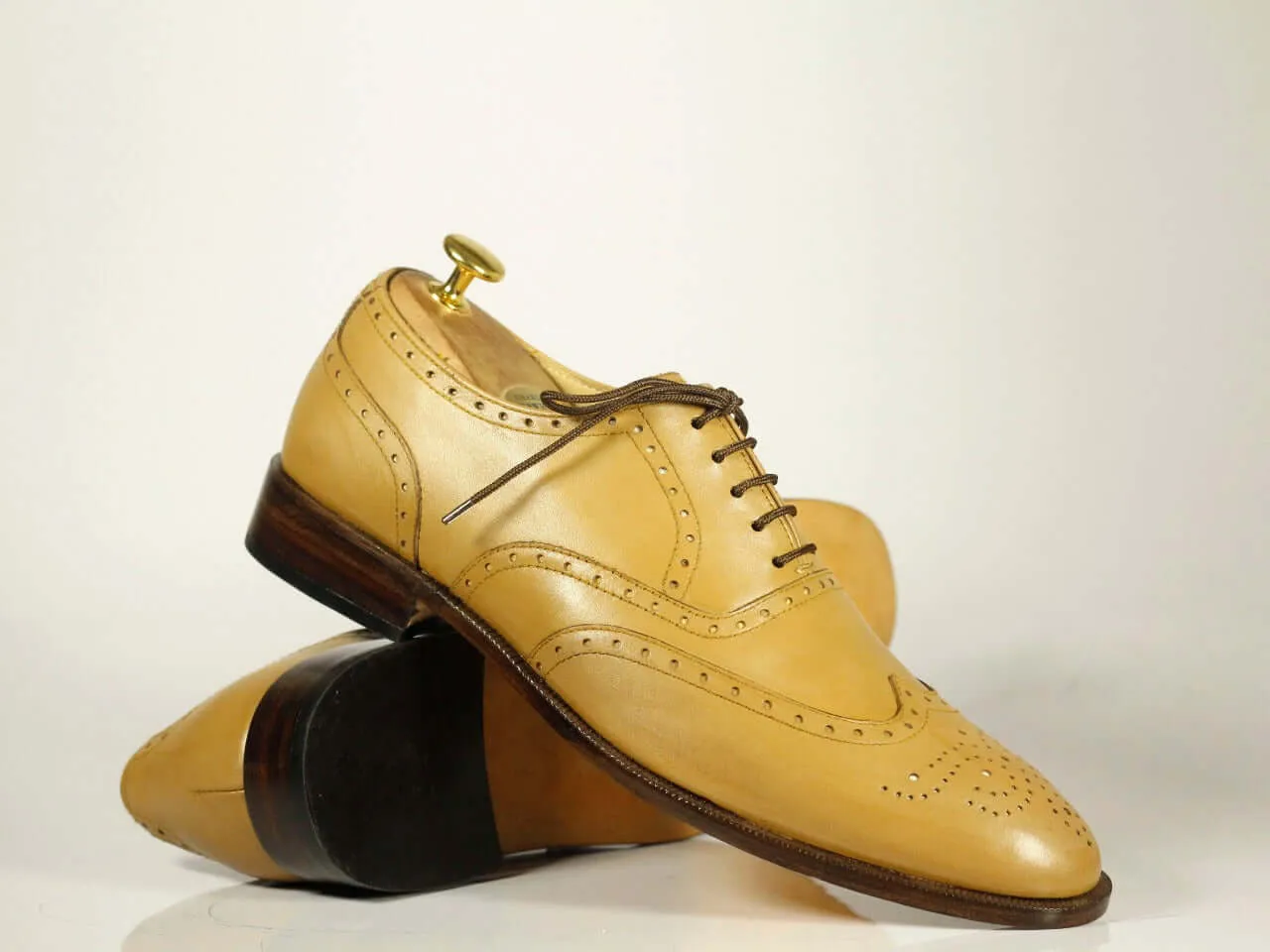 Handmade Men's Sand Color Wing Tip Brogue Leather Lace Up Shoes, Men Designer Dress Formal Shoes