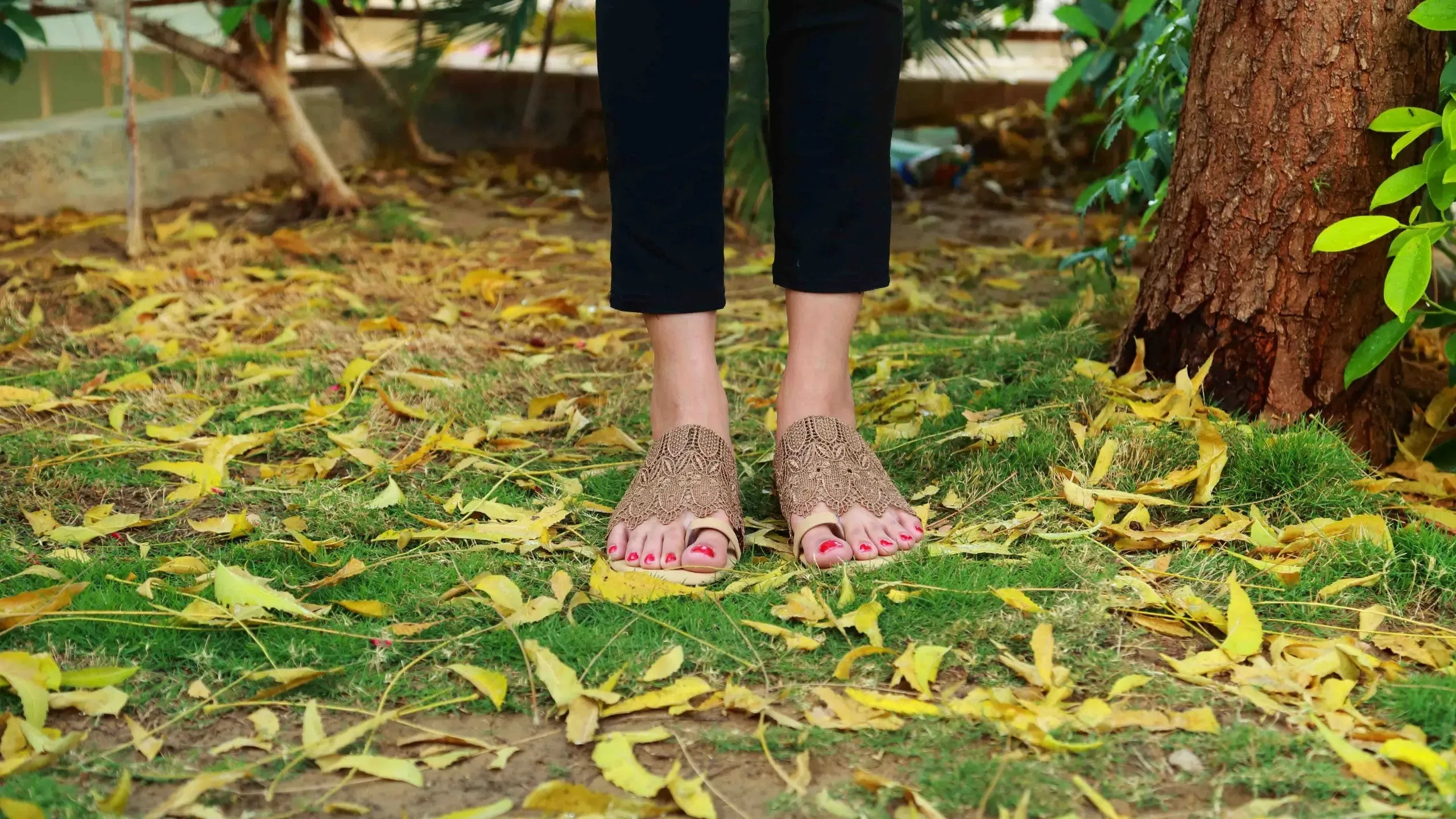 Lace Embellished Sliders