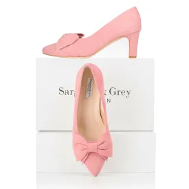 Lori Extra-Wide Fit Court Shoe – Candy Pink Suede