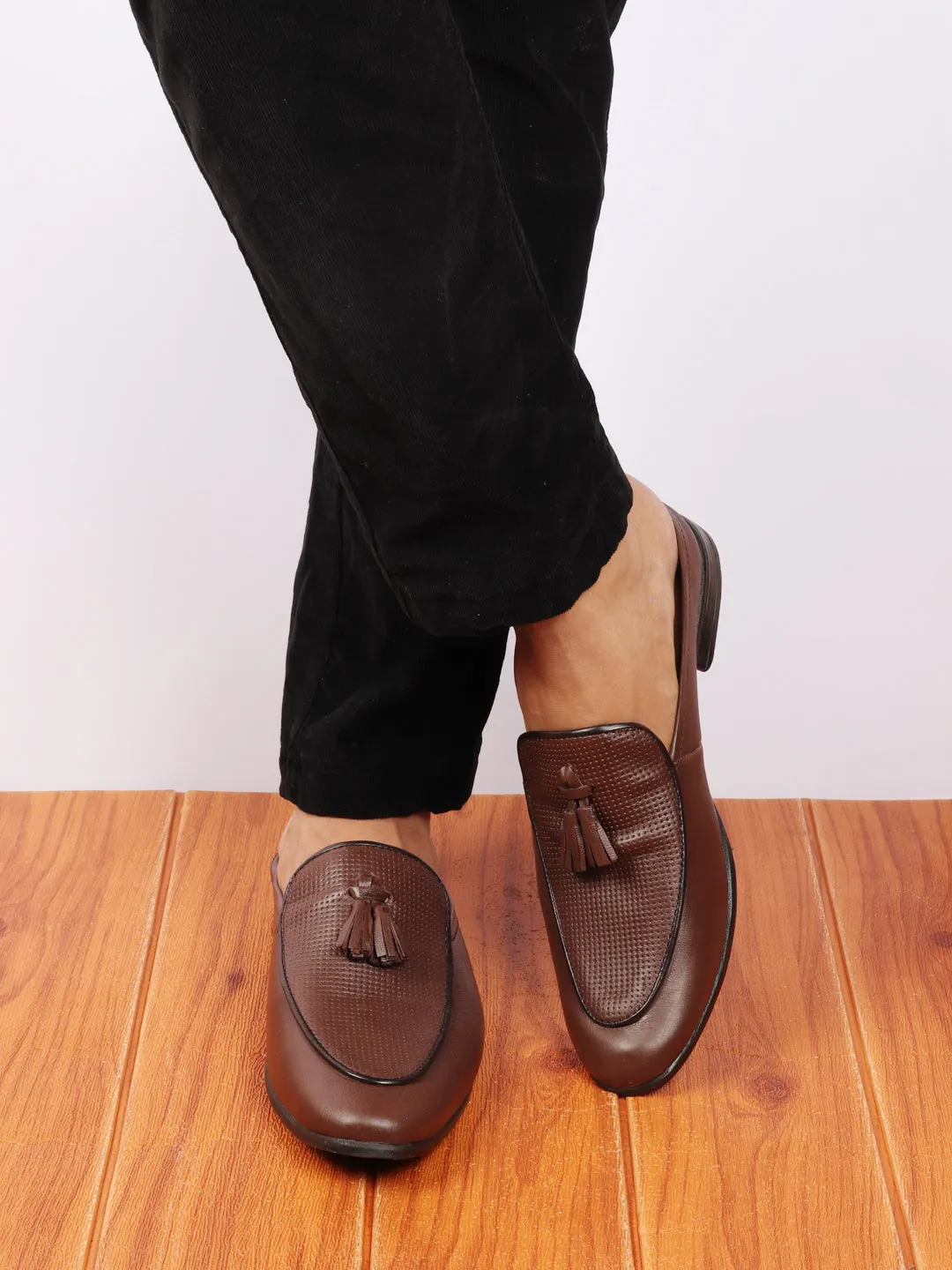 Men Brown Back Open Tassle Leather Slip On Shoes