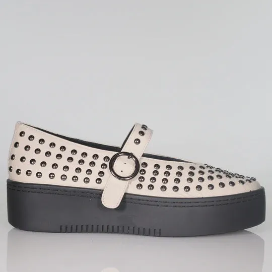 Minx Stanley Stud Bone Leather Casual