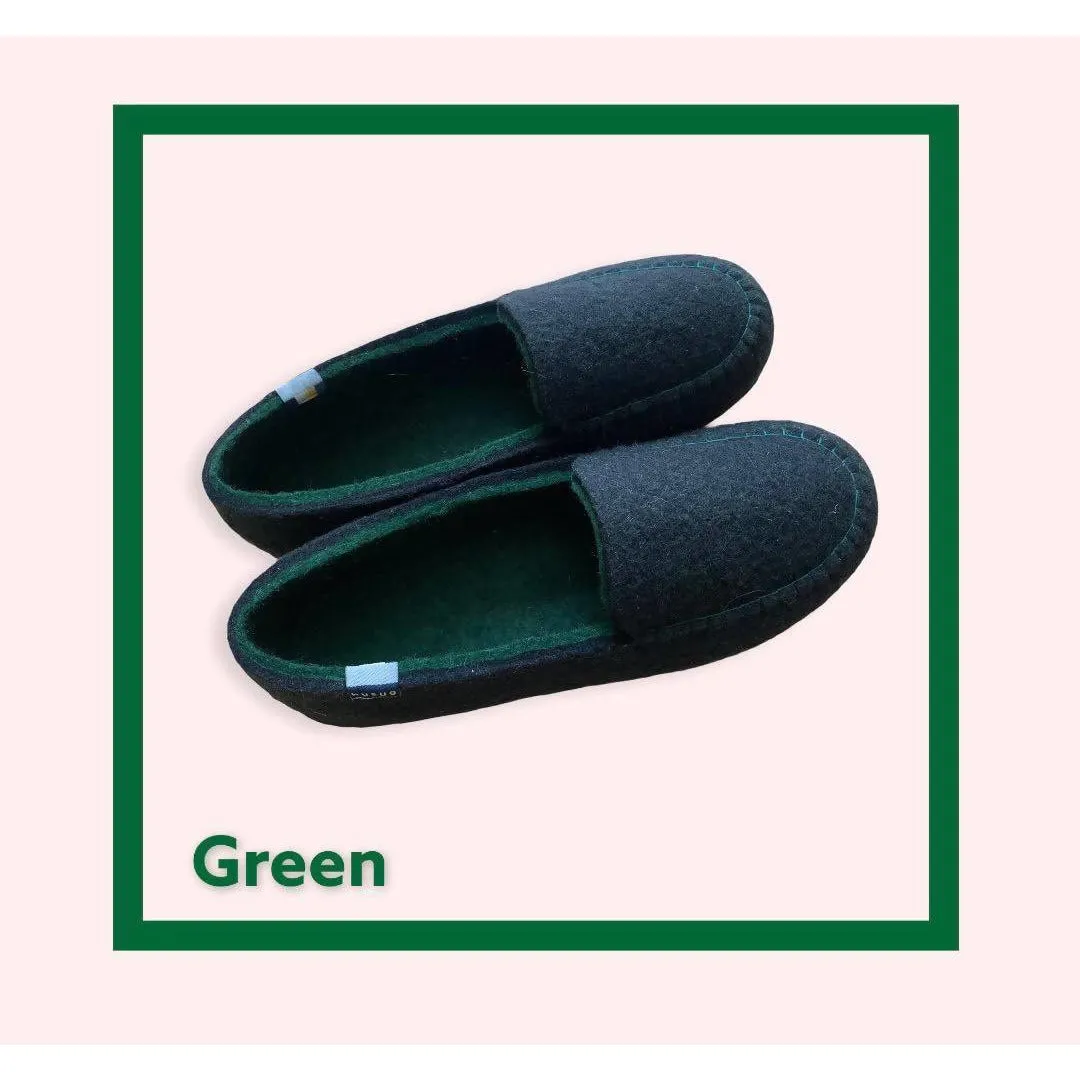 Mocassin slippers