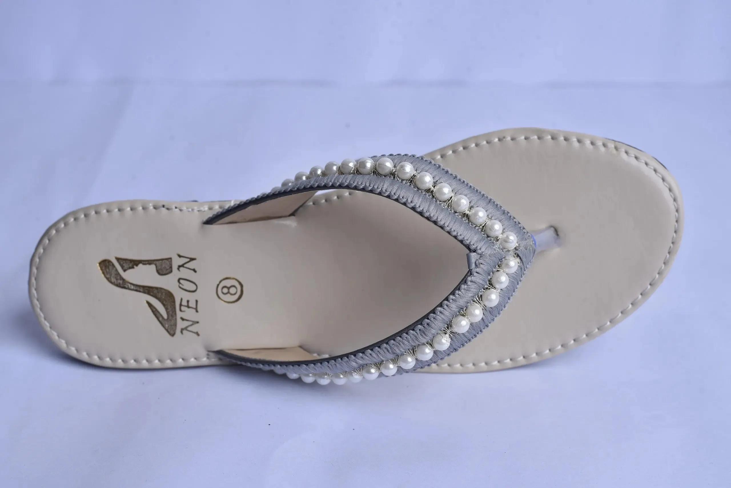 Neon Pearl Slippers Gray