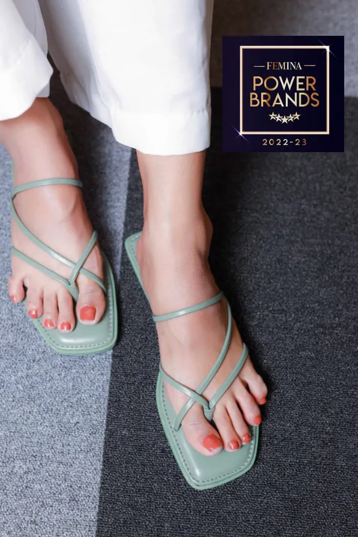 Women's Green Uber Stylish Solid Strappy Open Toe Flat